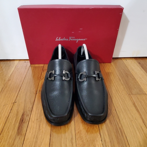 Salvatore Ferragamo Grandioso Pebbled  Men’s Shoe Loafer Gancci bit Black 9 D - Picture 1 of 13